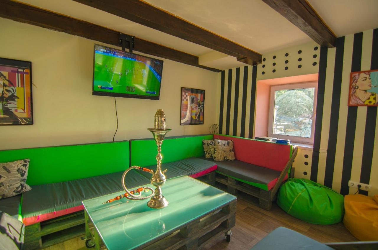 Lucky Hostel На Крещатике เคียฟ ภายนอก รูปภาพ